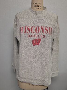 Wisconsin Badgers Light Gray Graphic Mockneck Sweatshirt